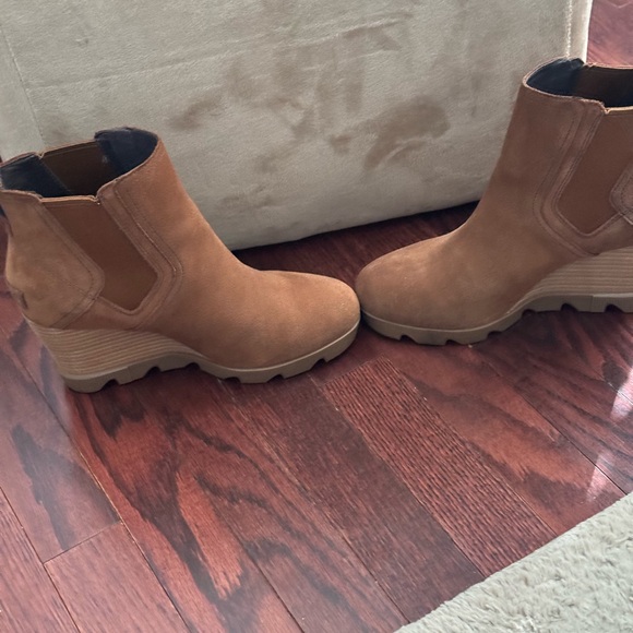 Sorel. Tan size 8 only worn once - Picture 7 of 16